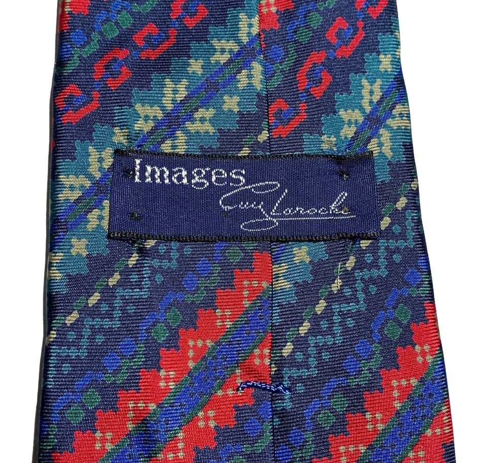 IMÁGENES de GUY LAROCHE Corbata de Seda Estampado Nórdico - Azul, Rojo, Verde, Off White De Colección Foto 4 de 4