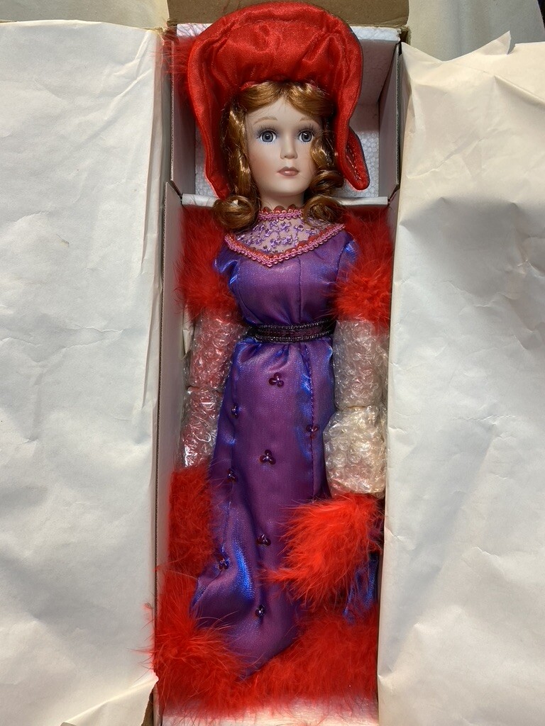 The Heritage Signature Collection Raquel Red Hat Doll COA MINT in