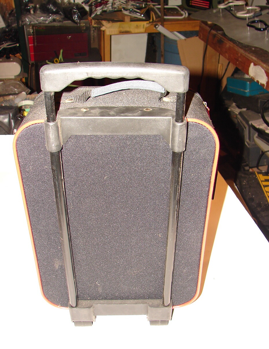 Picture 2 of 4