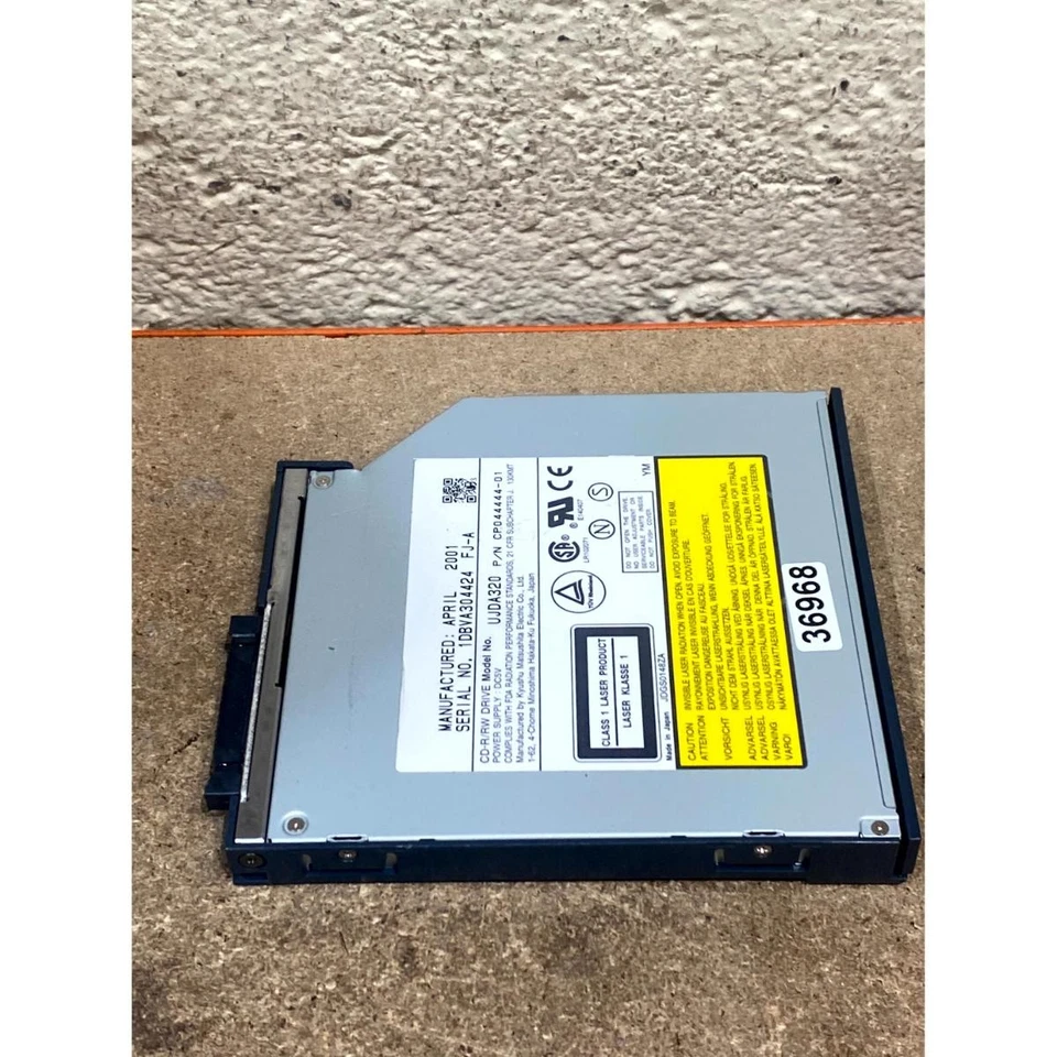 Matsushita UJDA320 4x 4x 24x IDE 3.5 in. Internal Desktop CD-R/RW Drive Black - Image 4 of 4