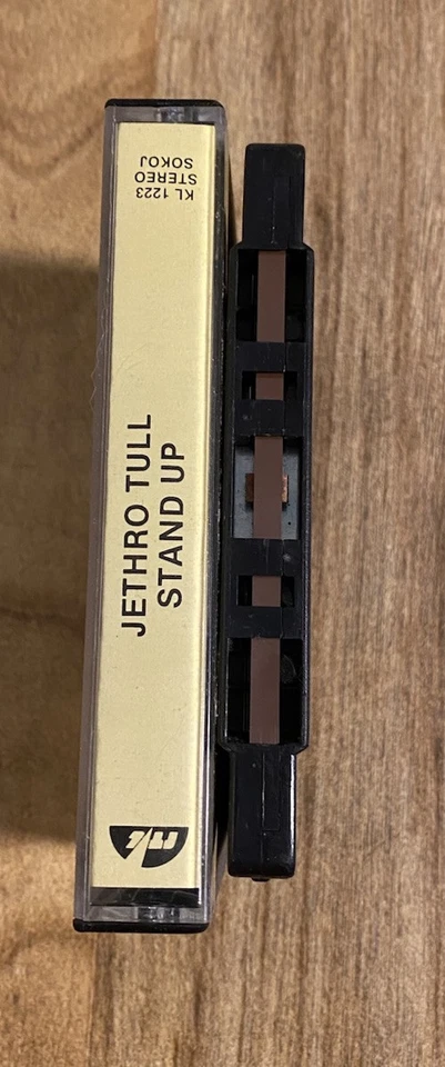 JETHRO TULL -Stand Up, Cassette Tape- Rare Yugoslavian edition- Near Mint - Image 4 of 4