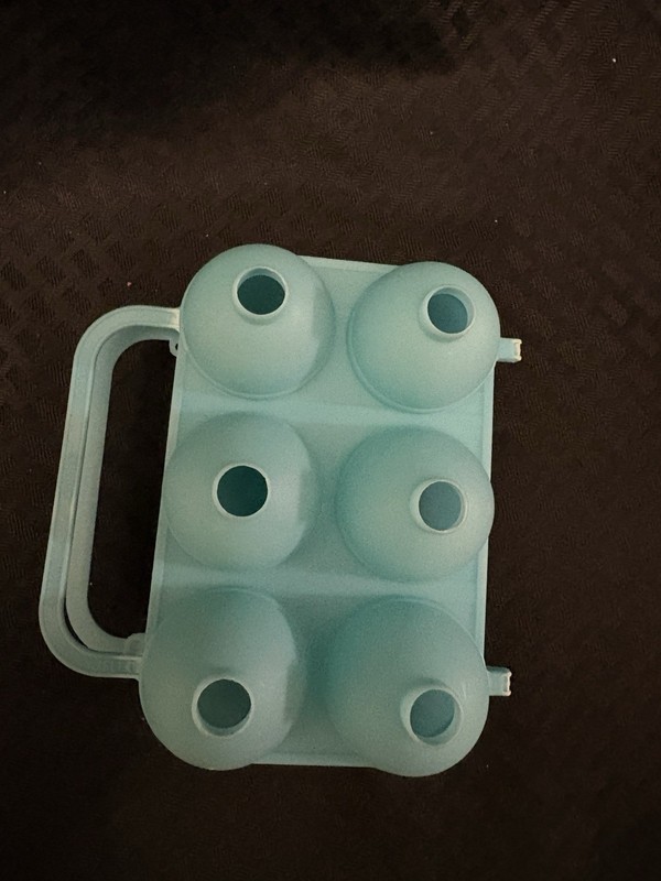 JELLO Jigglers Easter Egg Mold Shots Teal Vintage 90s