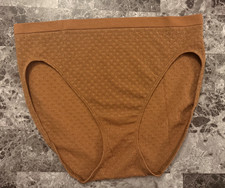 NWOT VICTORIA'S SECRET TAN SHIMMER POLKA DOT SEAMLESS HIGH LEG BRIEF PANTIES