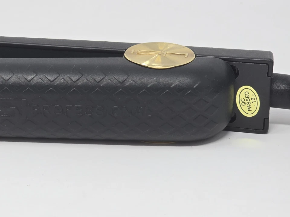 HSI Professional E038 1'' 1st Generation Ceramic Flat Iron Hair Straightener - Image 4 of 4