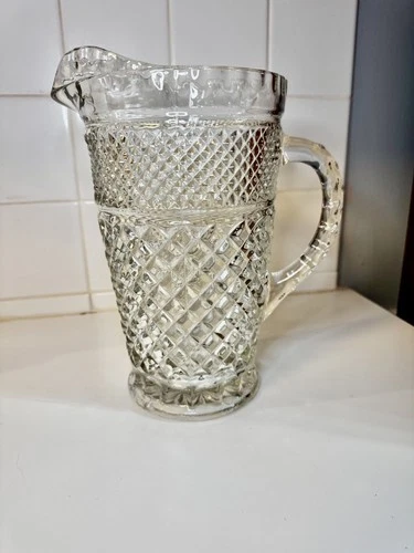 Vintage Anchor Hocking Wexford Large Pressed Glass 2 Qt Pitcher Diamond Pattern