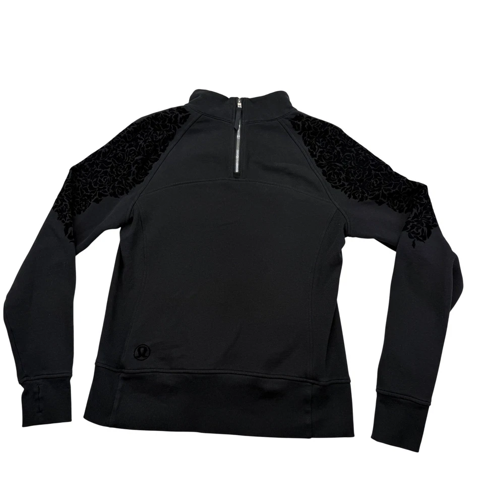 Chaqueta Pullover Lululemon Negra Floral Terciopelo Manga Cuarto Cremallera Mujer Talla 12 Foto 4 de 4