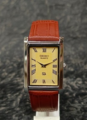 Seiko Quartz Slim Two Hands Tank Roman Dial Wristwatch