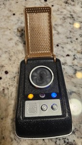 2007 Diamond Select Art Asylum Star Trek Original Series Communicator