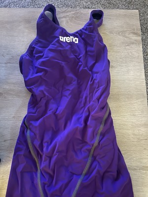arena powerskin st 2.0 Size 26 Purple