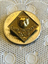 1952 Gold Cub Scouts BSA Bear Pin With Safety Clasp Back
