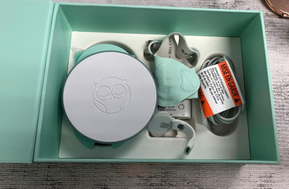 iちゃん専用 Owlet Smart Sock 2 Owlet Smart Sock Baby Monitor with Heart Rate and Oxygen