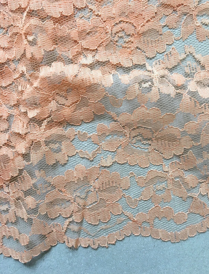LACE FABRIC Apricot Synthetic 90 cm x 2.5 mths Orange Vintage Net Retro - Image 4 of 4