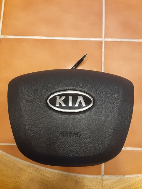 Kia rio airbag
