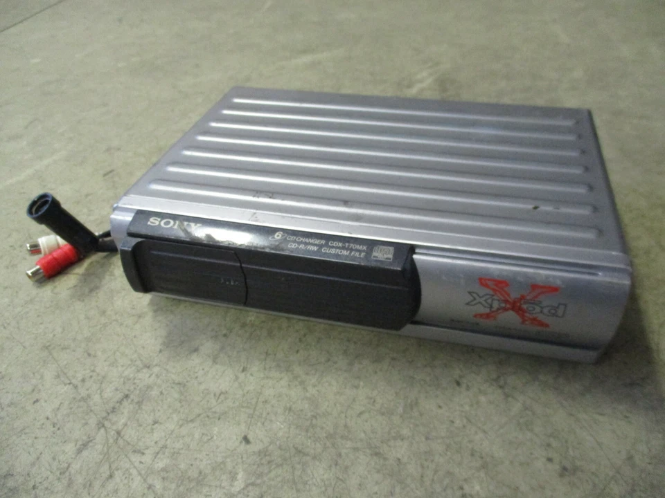 CD Wechsler SONY CDX-T70MX CD-Wechsler 6-Fach Radio Anschlusskabel MAGAZIN MP3 - Bild 2 von 4