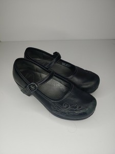 dansko floral clogs