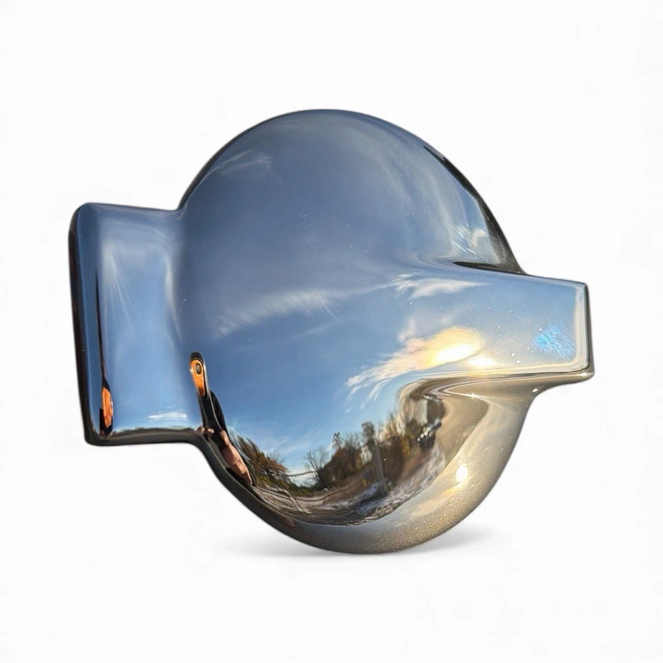 1973 -76 Triumph TR 6 - Fuel Cap Lid Re Chrome -  Lid Only - No other Cap Parts - Изображение 4 из 4