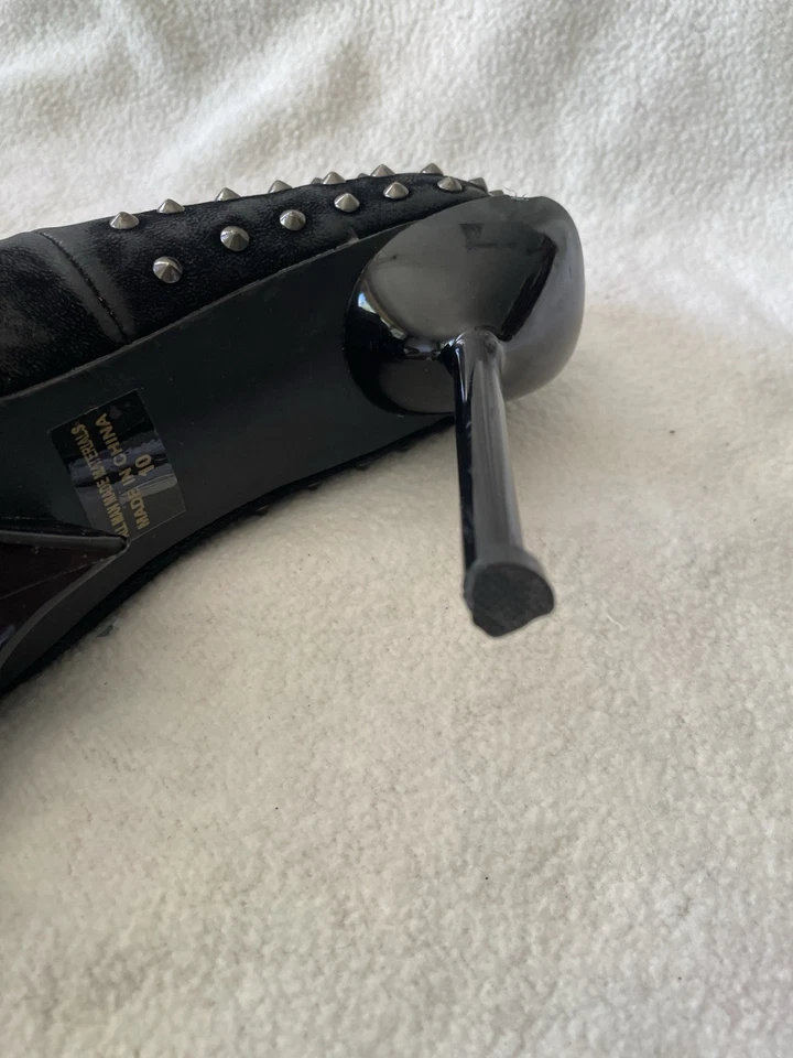 Zapatos de plataforma Fahrenheit FRH para mujer con tachuelas talla 10 medianos, negros Foto 4 de 4