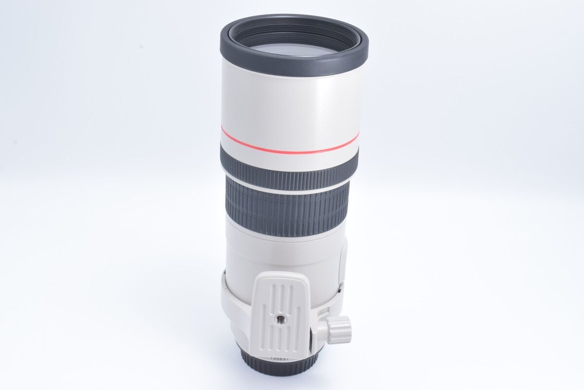 Canon EF 300mm f/4 L IS USM Telephoto Lens w/Caps [Excellent Canon EF 300mm f/4 L IS USM Telephoto Lens w/Caps [Excellent