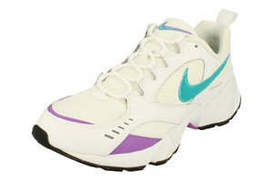 nike air heights trainers