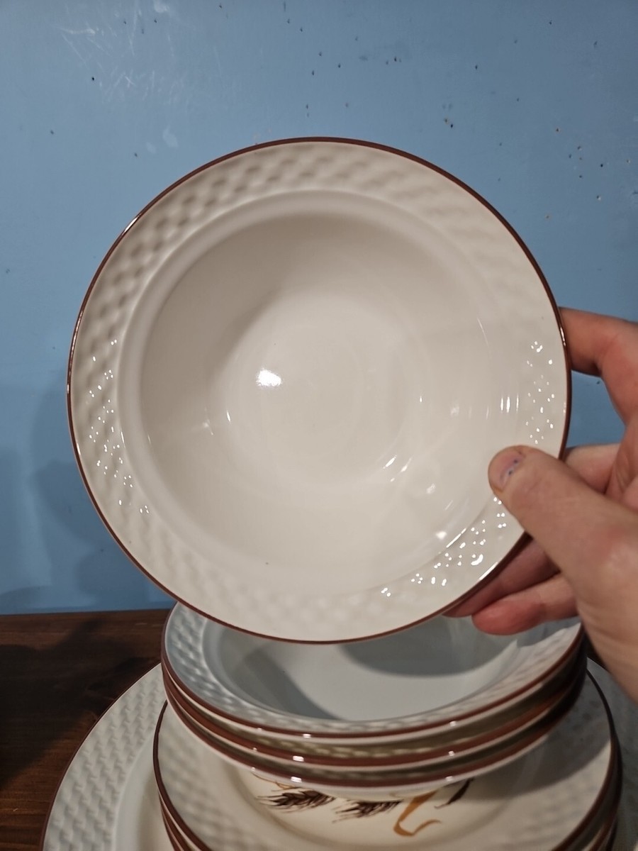 COUNTRY WHEAT STONEWARE: JAPAN, SERVING SET f/4, almond, 20
