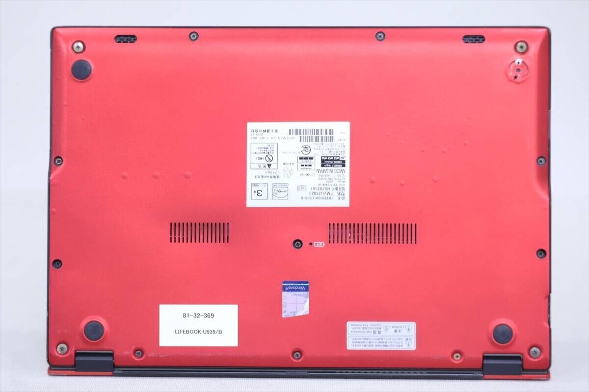 Fujitsu Lifebook U939/B Core i5 8365U 1.6GHz RAM 8GB SSD Fujitsu Lifebook U939/B Core i5 8365U 1.6GHz RAM 8GB SSD