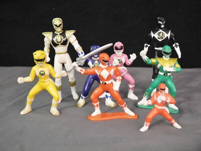 LOT - POWER RANGERS (8 pieces)