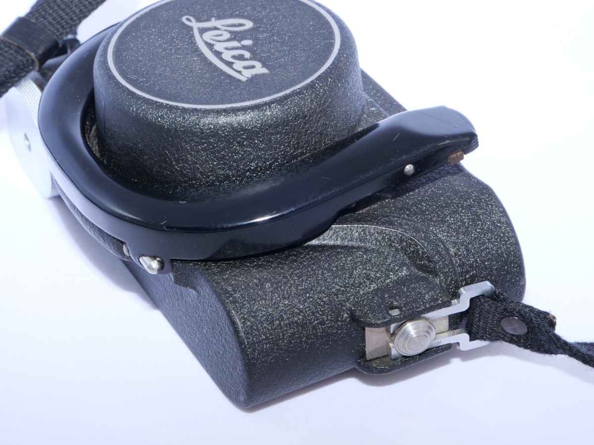 Leica Leitz MBROO Metal Waterproof Case. Fits Leica II, III, IIIa