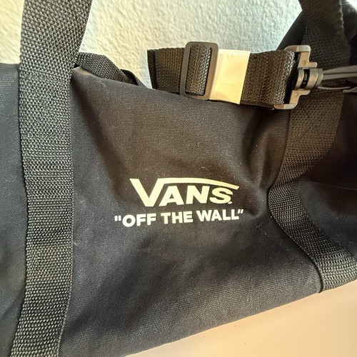 NEW VANS Black Canvas Checkered Duffel Bag Travel Gym Skate Carry-on SHIPS FREE - Picture 4 of 6