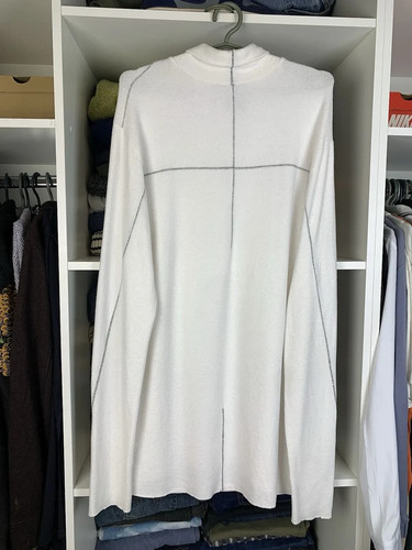 Suéter Simulado Thom Krom THOM/KROM Manga Larga Cuello Alto, Costuras Blancas Talla XL - Imagen 2 de 19