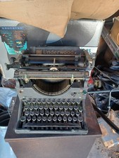 Vintage Underwood Typewriter  thumbnail