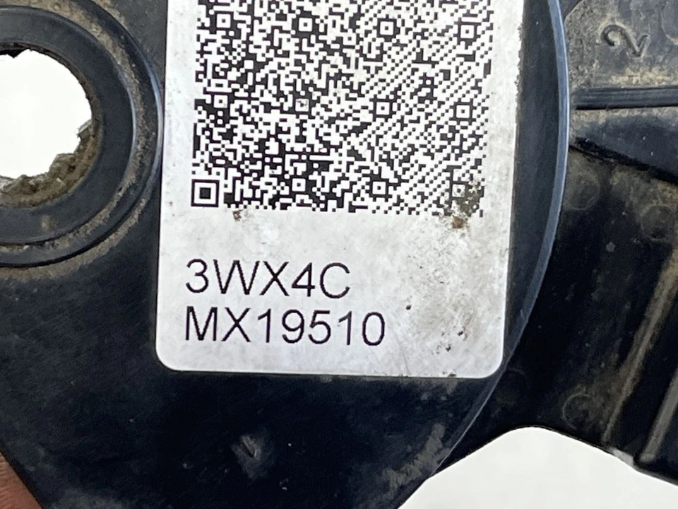 Nissan Pathfinder 2017 2018 2019 2020 transmisión interruptor de seguridad neutral tracción delantera Foto 4 de 4