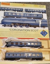 Hornby R3092 CORONATION SCOT TRAIN PACK PLUS 2 EXTRA COACHES, MINT
