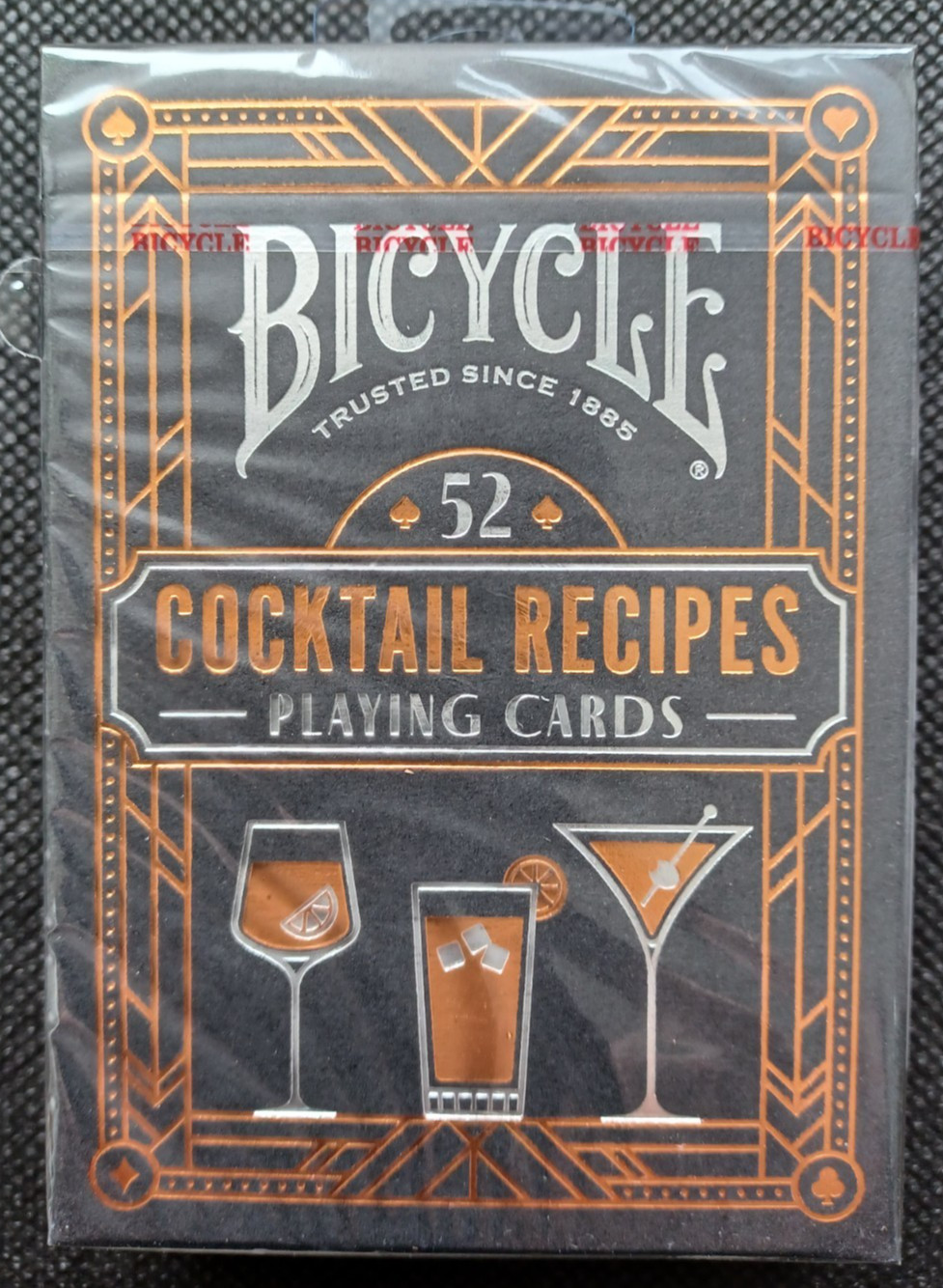 Bicycle Playing Cards , 52 Cocktail Recipes. Poker Size.