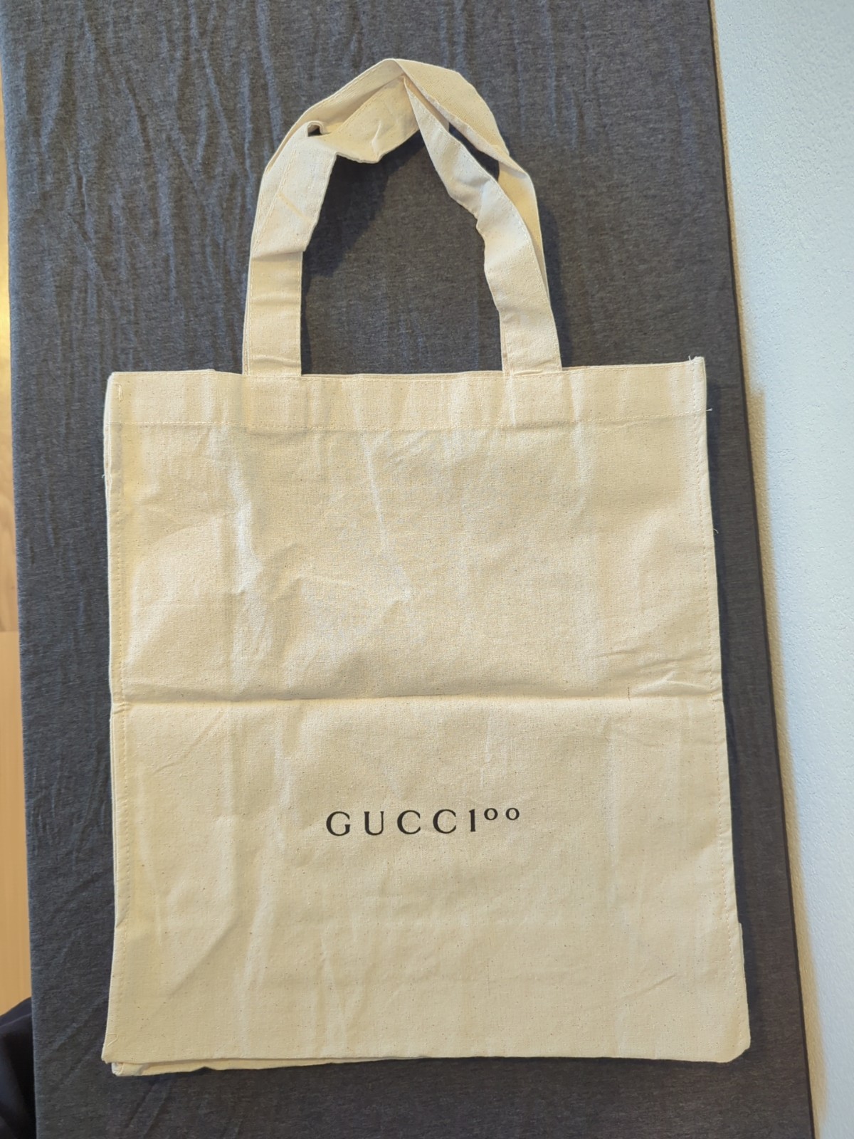 GUCCI GUCC100 Canvas Tote Bag New Unused Reusable Shopper