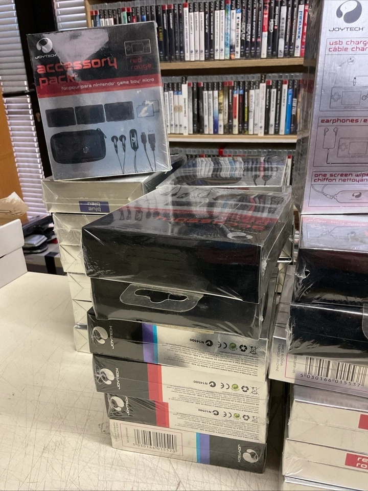 Lotto 42 Accessori Per Game Boy Micro Nuovi Sigillati - Immagine 2 di 4
