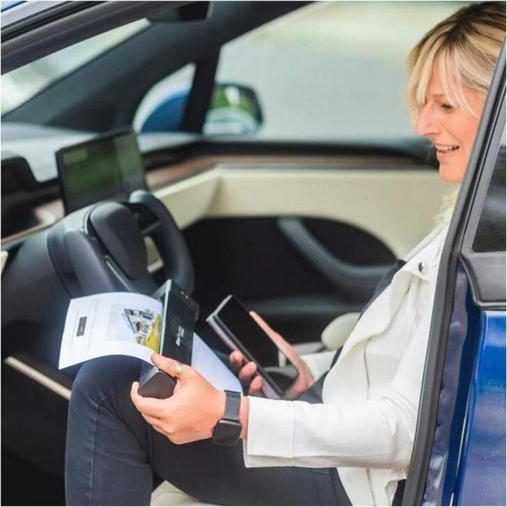 I.R.I.S. IRIScan Anywhere 6 Wifi Duplex Cordless Handheld Scanner - 600 dpi - Image 3 of 3