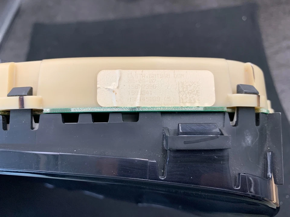 *Tablero de instrumentos velocímetro 2007 08 09 10 GMC Acadia 186.951 millas Foto 3 de 3