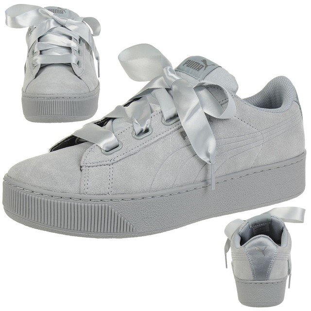 puma women's vikky platform leather sneaker