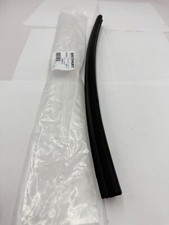 LR DEFENDER -16 Dropdown Hi-Cap Tailgate RH Vertical Seal LR044311