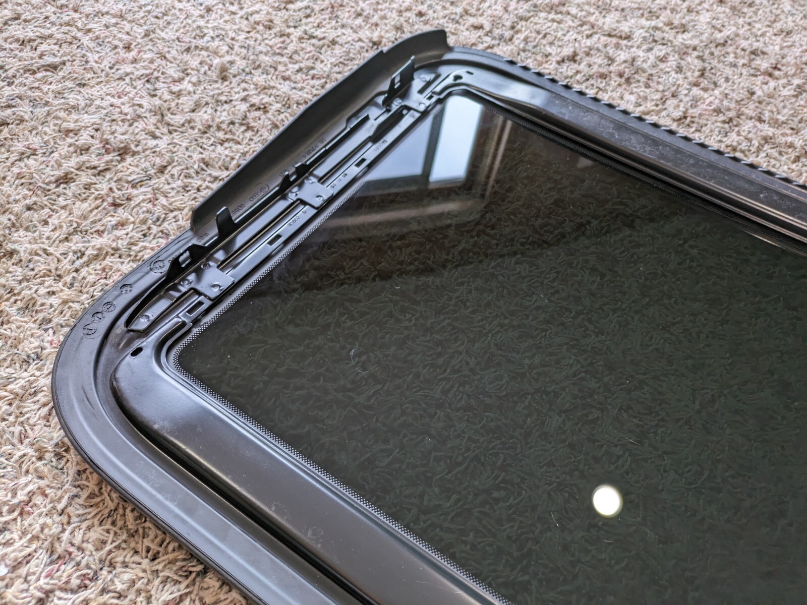 06-12 panel sunroof glass oem Bentley Continental Flying Spur