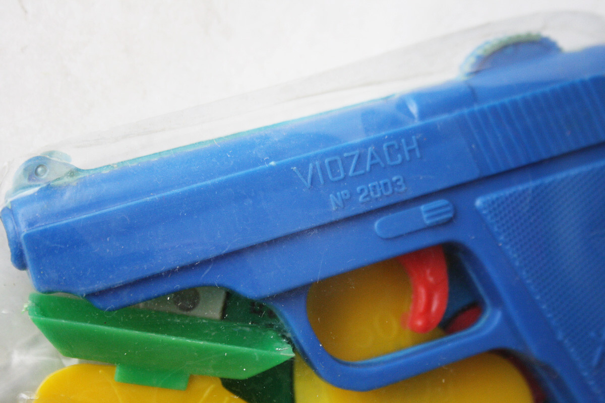 昭和の玩具／GIANT・8。RUNNING SHOOT。PLASTIC GUN。 昭和の玩具／GIANT・8。RUNNING SHOOT。PLASTIC GUN。 - メルカリ