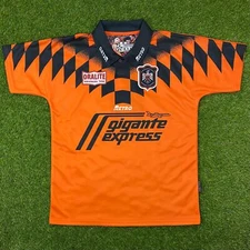 CD Aguila (Soccer Jersey El Salvador), Camisa de Futbol Retro - 1997 (LOOSE FIT)