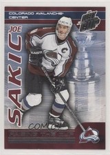 2003-04 Pacific Quest for the Cup Raising the Cup Joe Sakic #5 HOF 0y3