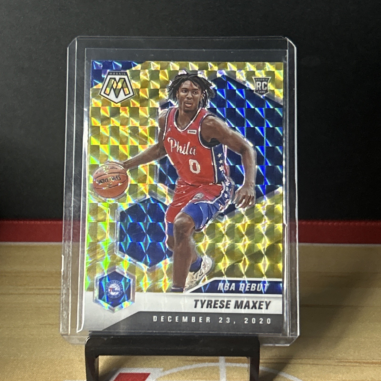 2020-21 Panini Mosaic - NBA Debut Tyrese Maxey #263 Reactive Yellow Prizm (RC)