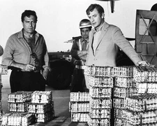 The Italian Job on set with gold bars 24X36 Poster