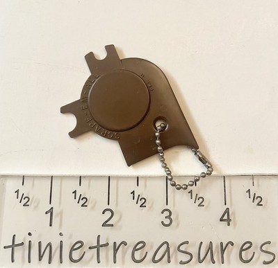Tupperware Keychain Mini Scrape Em All Grill Seal Groove Cleaner tinietreasures