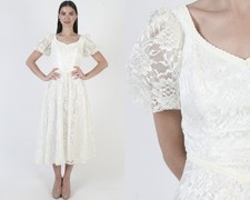 Vintage Off White Lace Victorian Dress Wedding Bridal Floral Sweetheart Gown