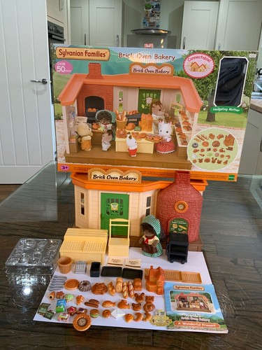 Sylvanian families calico critters boxed brick oven bakery immaculate 100% comp