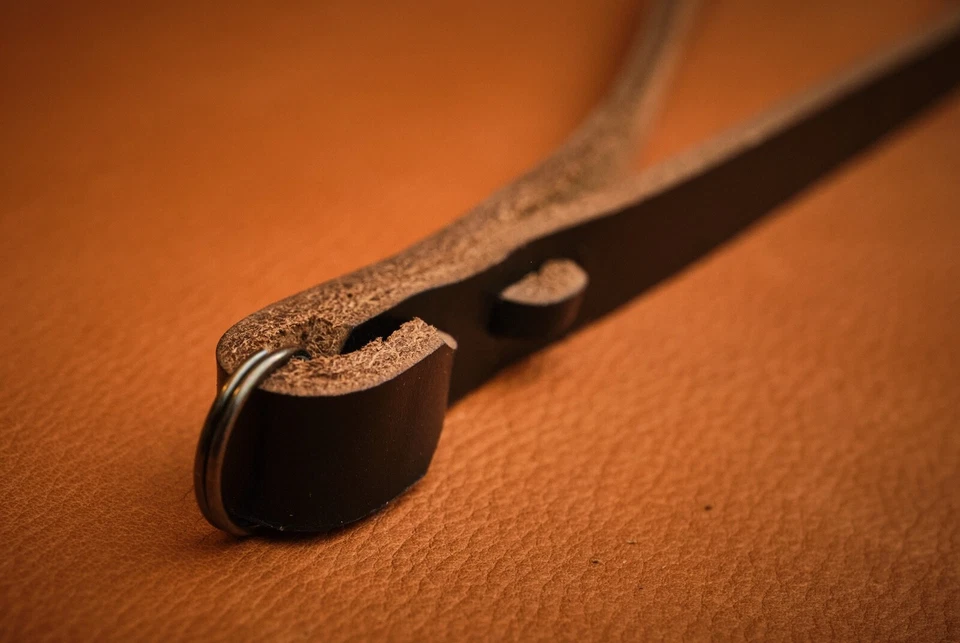 CK Mike handcrafted Horween Chromexel slim quick-release camera wrist strap - Image 2 of 4