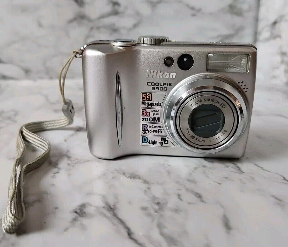 Nikon Coolpix 5900 Digital Camera Works But Selling As Nikon Coolpix 5900 Digital Camera Works But Selling As